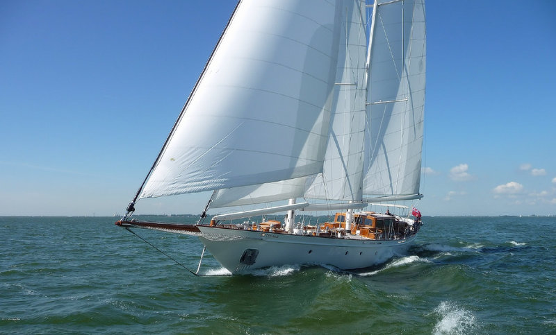 neorion sailing yacht